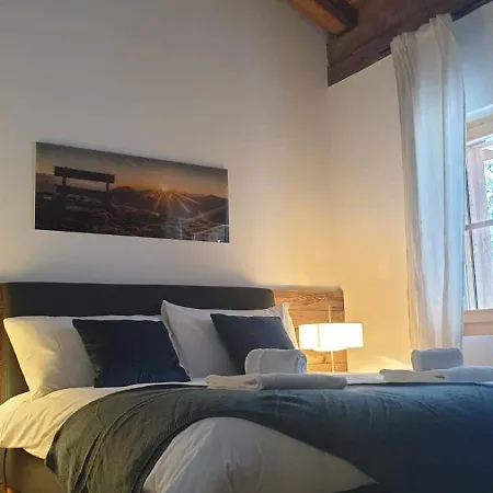 Les Elans Apartment